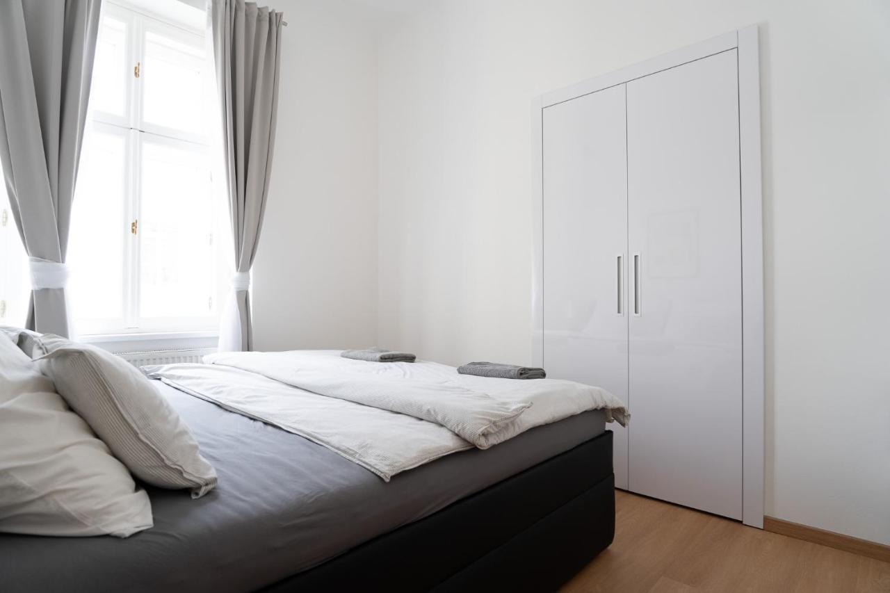 The Dante Prague - Family And Friends Apartments エクステリア 写真