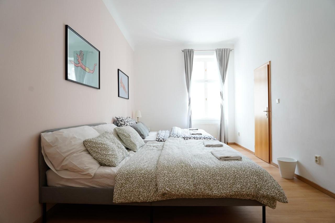 The Dante Prague - Family And Friends Apartments エクステリア 写真