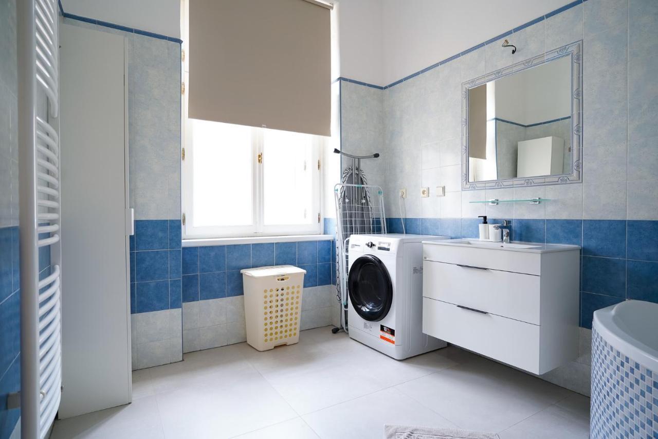 The Dante Prague - Family And Friends Apartments エクステリア 写真