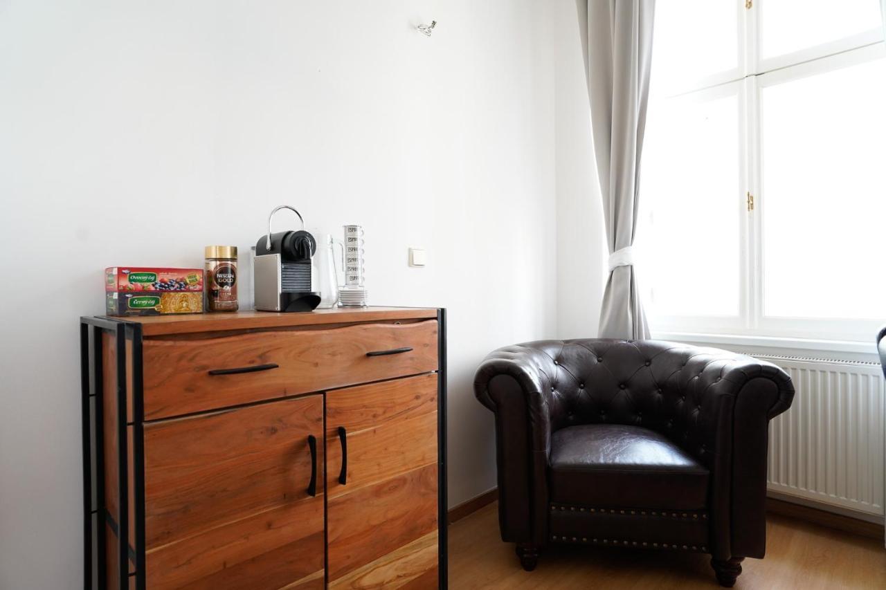 The Dante Prague - Family And Friends Apartments エクステリア 写真