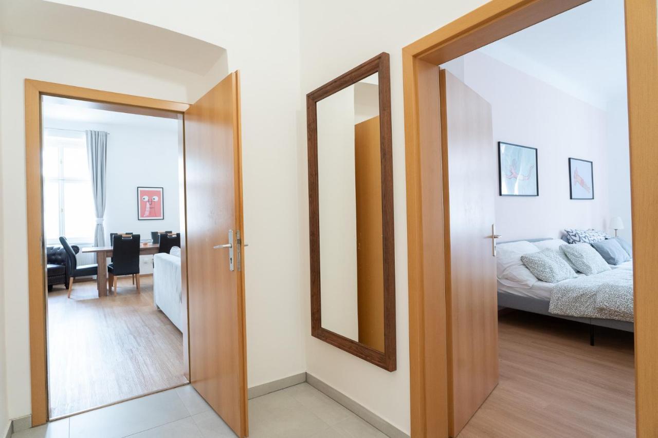 The Dante Prague - Family And Friends Apartments エクステリア 写真